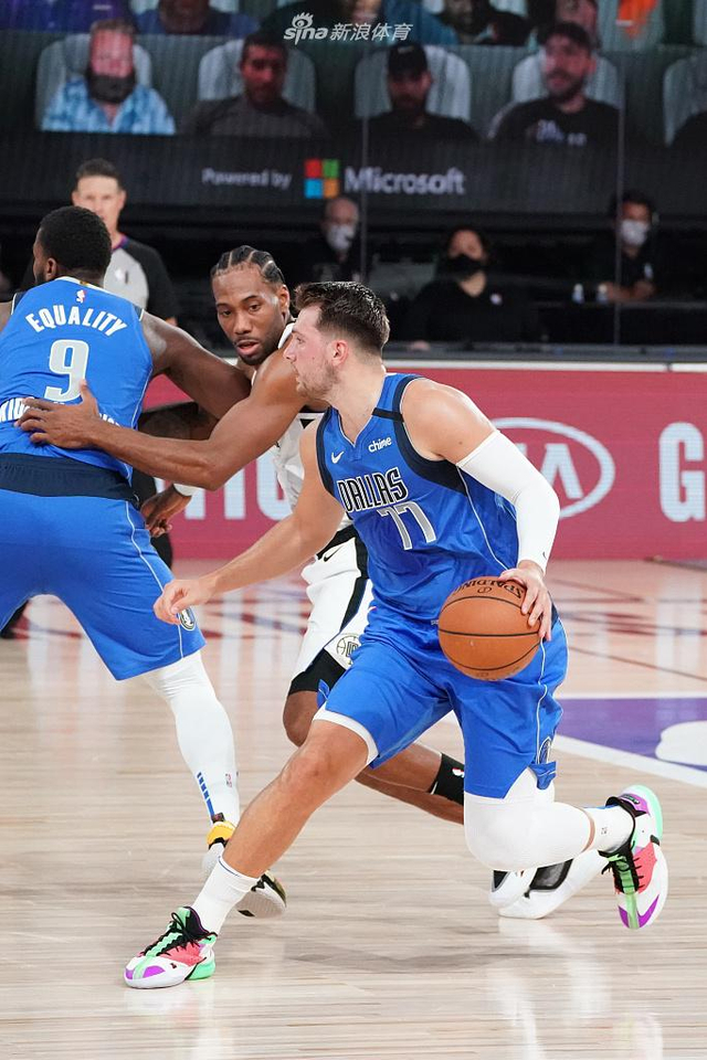 从赛后的采 从赛后的采