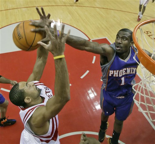 期间他帮助 期间他帮助