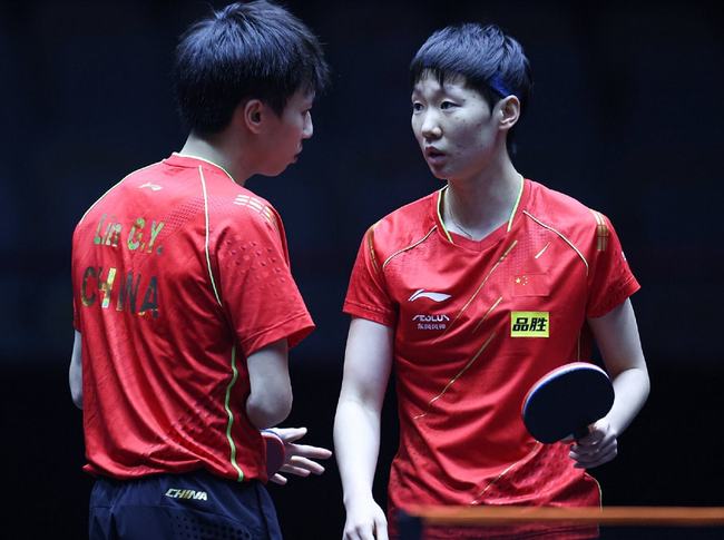 层和教练组 层和教练组