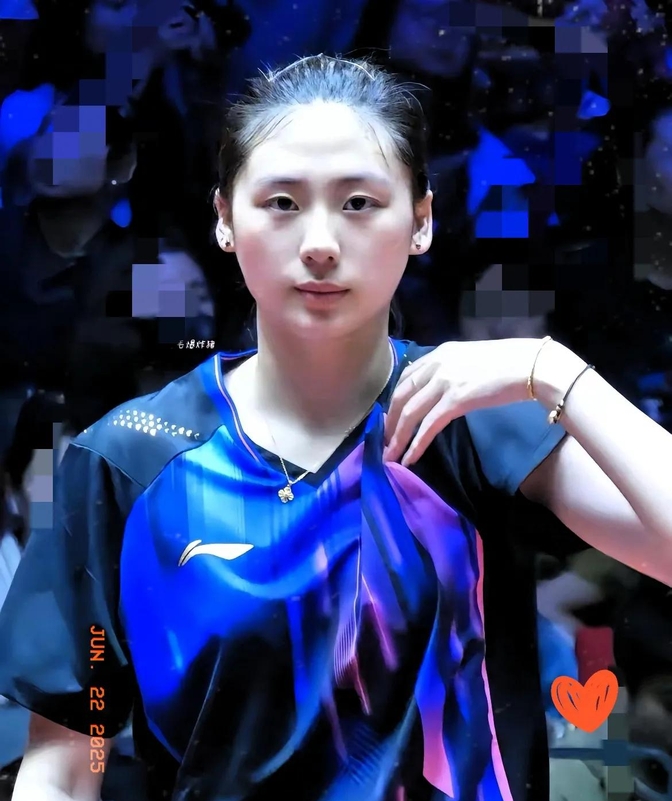 这件看似朴 这件看似朴